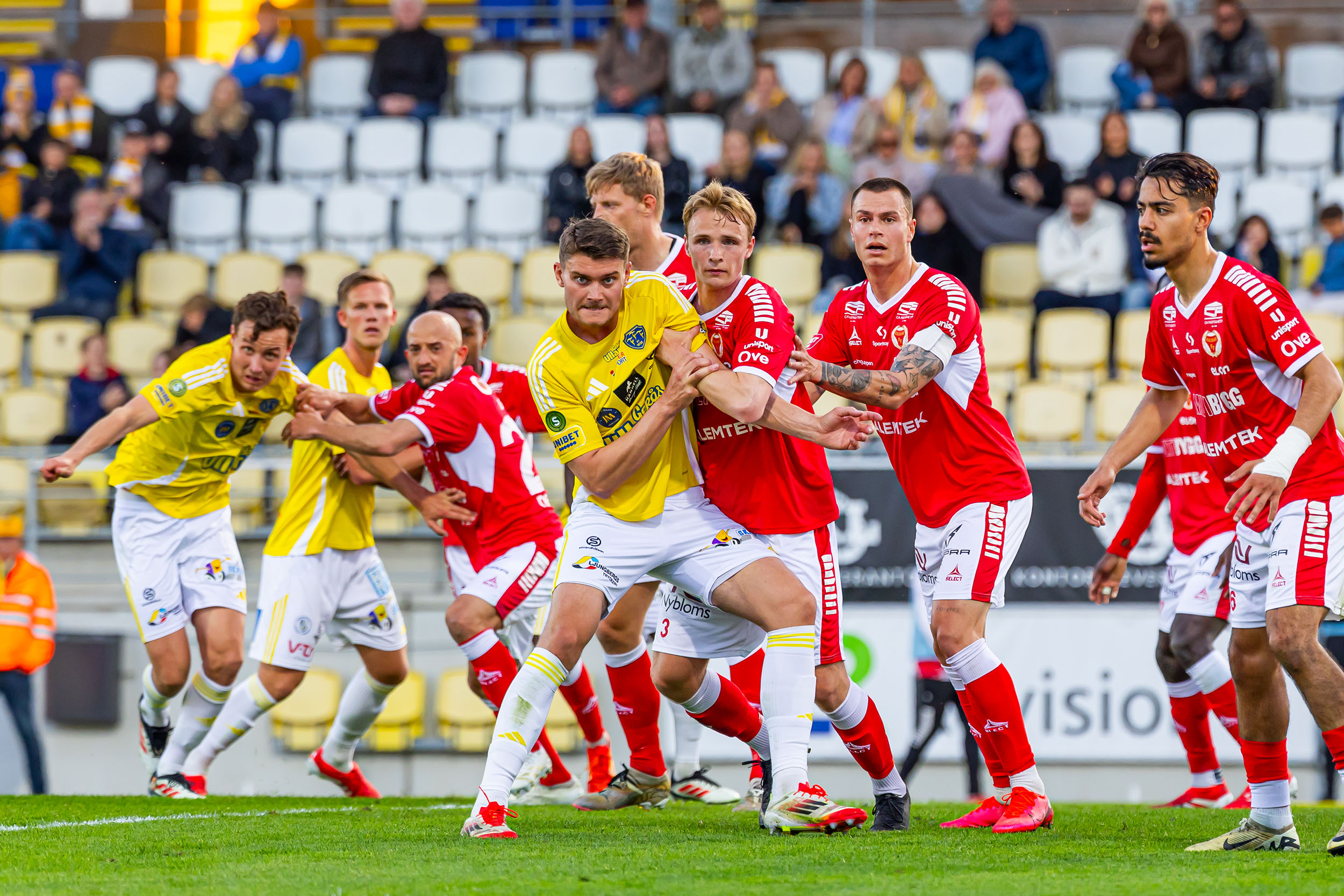 Kryss med mersmak mot serieledarna: ”Vi gav oss möjlighet att vinna matchen”